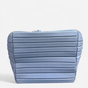 Parallel Makeup Bag – Medium – Slate (Light Blue)